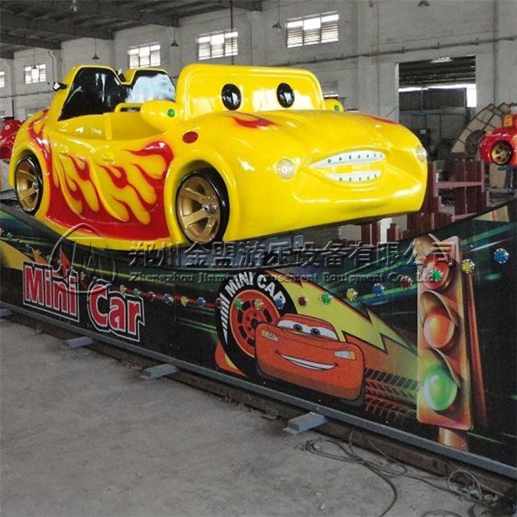 彎月飄車,彎月飛車